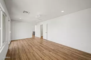 9337 W Hidden Valley Cir N, Sun City, AZ 85351 - Photo 13