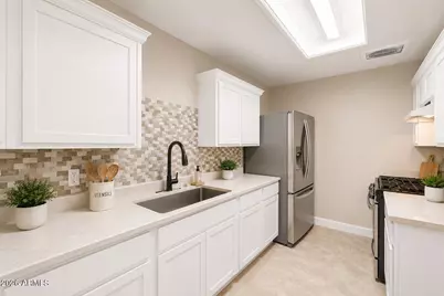 3629 W Claremont Street W, Phoenix, AZ 85019 - Photo 7