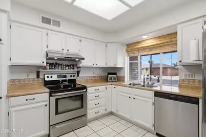 8221 E Meseto Avenue, Mesa, AZ 85209 - Photo 15