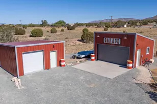 610 W Valleri Ann Rd, Paulden, AZ 86334 - Photo 45
