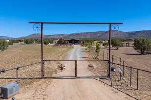 610 W Valleri Ann Rd, Paulden, AZ 86334 - Photo 69
