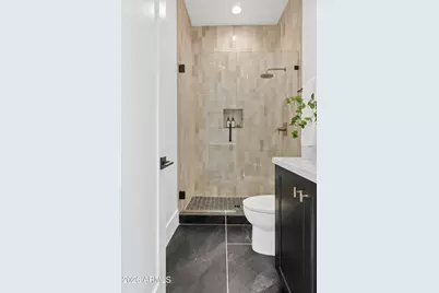 10242 N 58th Street, Paradise Valley, AZ 85253 - Photo 45