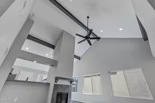 2206 W Beaubien Dr, Phoenix, AZ 85027 - Photo 11