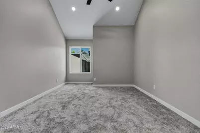 2206 W Beaubien Drive, Phoenix, AZ 85027 - Photo 37