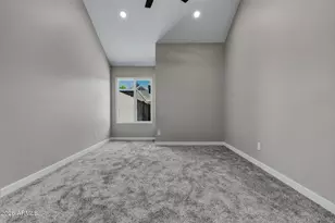 2206 W Beaubien Dr, Phoenix, AZ 85027 - Photo 37