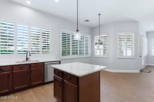1886 W Periwinkle Way, Chandler, AZ 85248 - Photo 9