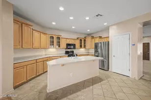 3369 N 129th Dr, Avondale, AZ 85392 - Photo 9
