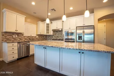 15849 N 76th Avenue, Peoria, AZ 85382 - Photo 3