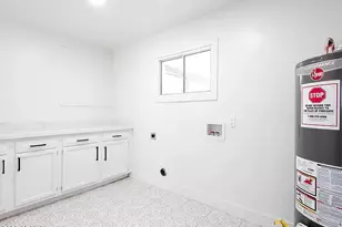 2915 W Griswold Rd, Phoenix, AZ 85051 - Photo 15