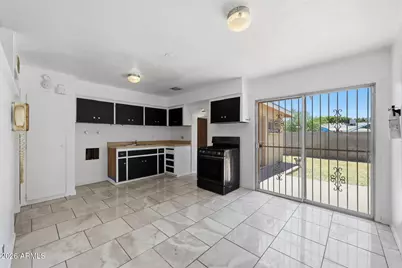 6541 W Osborn Road, Phoenix, AZ 85033 - Photo 13