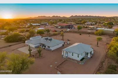 5770 E 22nd Avenue, Apache Junction, AZ 85119 - Photo 3