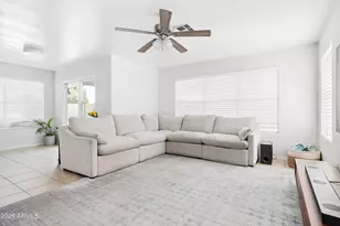 8925 W Tierra Buena Ln, Peoria, AZ 85382 - Photo 9