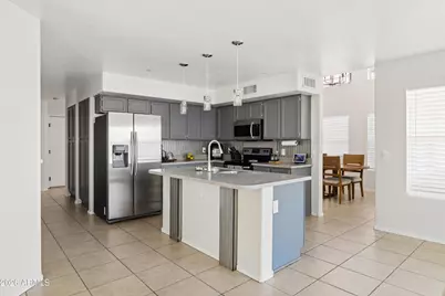 8925 W Tierra Buena Lane, Peoria, AZ 85382 - Photo 7