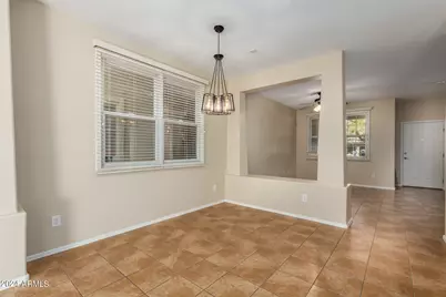 2343 E Sunland Avenue, Phoenix, AZ 85040 - Photo 5