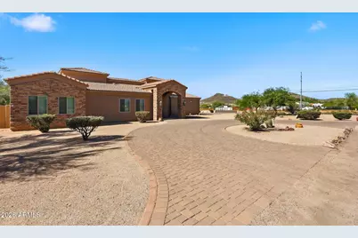2649 W Irvine Road, Phoenix, AZ 85086 - Photo 3