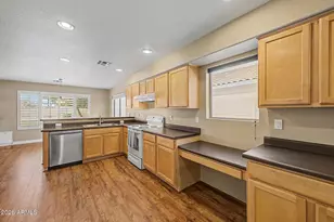 6916 W Juniper Ave, Peoria, AZ 85382 - Photo 9