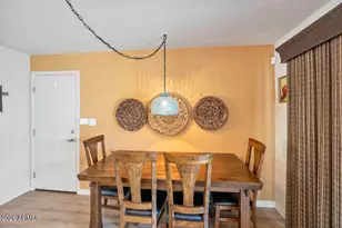 1302 E Butler Dr, Phoenix, AZ 85020 - Photo 11