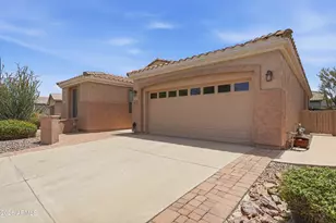 4073 E Carob Dr, Gilbert, AZ 85298 - Photo 35