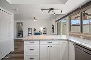 8322 E Orange Blossom Ln, Scottsdale, AZ 85250 - Photo 25