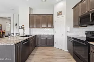 38323 N 25th Ave, Phoenix, AZ 85086 - Photo 17
