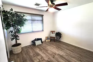 3524 E Winchcomb Dr, Phoenix, AZ 85032 - Photo 11