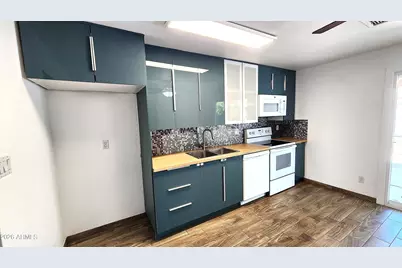 3524 E Winchcomb Drive, Phoenix, AZ 85032 - Photo 3