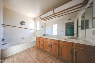 2966 W Comstock Dr, Chandler, AZ 85224 - Photo 27