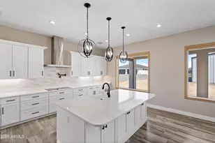 10136 W Hatfield Rd, Peoria, AZ 85383 - Photo 21