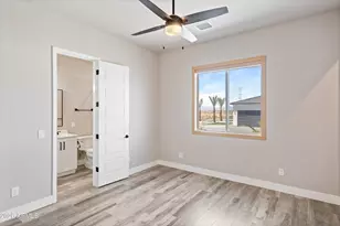 10136 W Hatfield Rd, Peoria, AZ 85383 - Photo 47