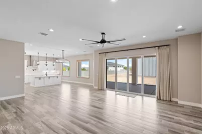 10136 W Hatfield Road, Peoria, AZ 85383 - Photo 11