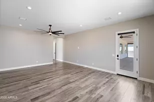 10136 W Hatfield Rd, Peoria, AZ 85383 - Photo 29