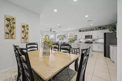 25333 N 155th Drive, Surprise, AZ 85387 - Photo 11