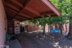 940 E Rose Ln, Phoenix, AZ 85014 - Photo 7