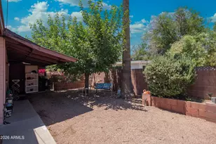 940 E Rose Ln, Phoenix, AZ 85014 - Photo 13