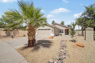 1046 N San Benito Dr, Gilbert, AZ 85234 - Photo 3