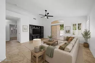 1046 N San Benito Dr, Gilbert, AZ 85234 - Photo 7