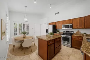 1046 N San Benito Dr, Gilbert, AZ 85234 - Photo 11