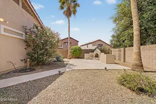 1046 N San Benito Dr, Gilbert, AZ 85234 - Photo 33