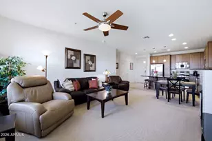 7291 N Scottsdale Rd, Paradise Valley, AZ 85253 - Photo 9