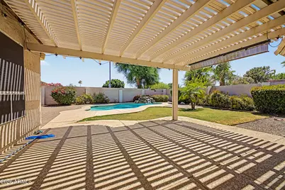 725 W Beverly Lane, Phoenix, AZ 85023 - Photo 37