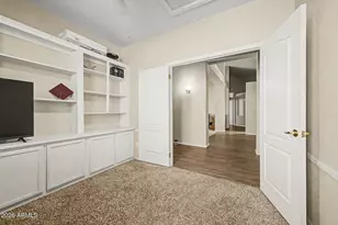725 W Beverly Ln, Phoenix, AZ 85023 - Photo 33