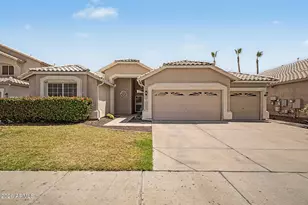 725 W Beverly Ln, Phoenix, AZ 85023 - Photo 3