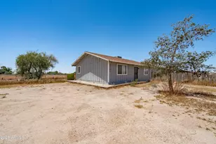 21701 W Griffin Ave, Wittmann, AZ 85361 - Photo 23