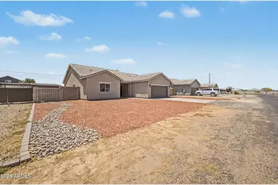 35096 N Palm Drive, San Tan Valley, AZ 85140 - Photo 3