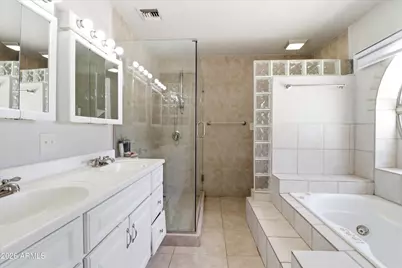 4601 W Golden Lane, Glendale, AZ 85302 - Photo 15