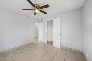 2410 W Vista Ave, Phoenix, AZ 85021 - Photo 17