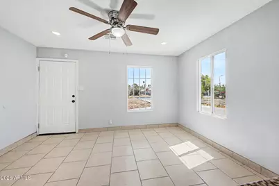 2410 W Vista Avenue, Phoenix, AZ 85021 - Photo 5