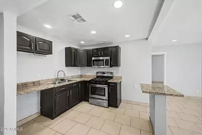 2410 W Vista Avenue, Phoenix, AZ 85021 - Photo 9