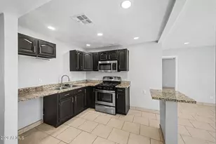 2410 W Vista Ave, Phoenix, AZ 85021 - Photo 9