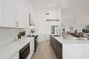 2011 E Clipper Ln, Gilbert, AZ 85234 - Photo 7